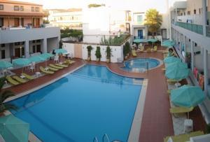Flisvos Beach (Adults Only) Apartment Rethymno  ภายนอก รูปภาพ