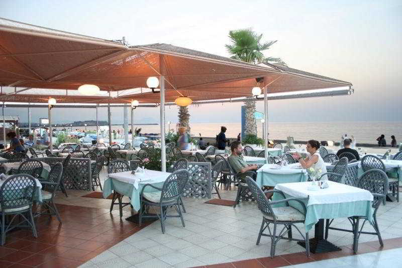 Flisvos Beach (Adults Only) Apartment Rethymno  ภายนอก รูปภาพ
